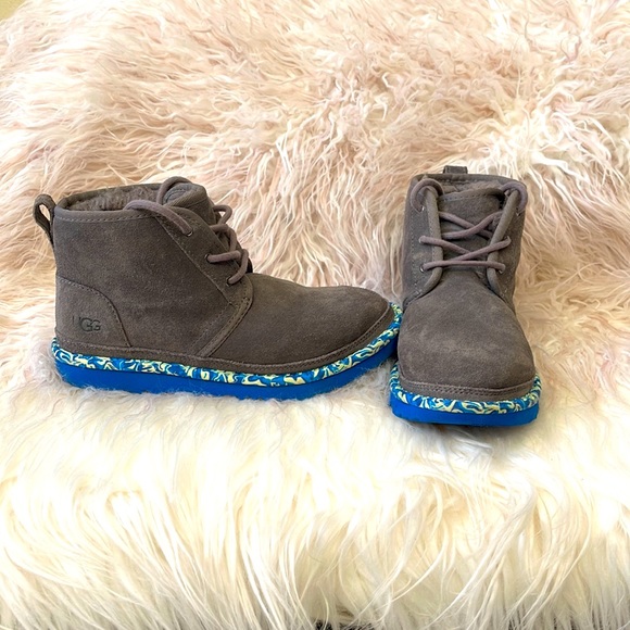 UGG Other - UGG Boys Low Top Boots